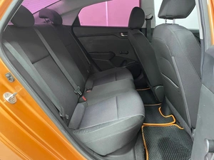 Седан Hyundai Solaris 2017 года, 1345000 рублей, Красноярск