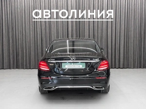 Седан Mercedes-benz E-класс 2019 года, 2999000 рублей, Красноярск