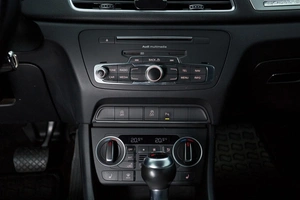 Внедорожник Audi Q3 2015 года, 1850000 рублей, Красноярск