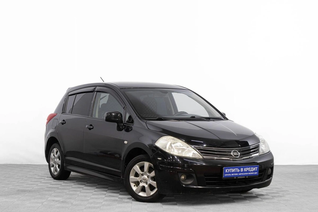 Хетчбэк Nissan Tiida 2012 года, 939000 рублей, Барнаул