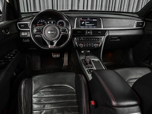 Седан Kia Optima 2017 года, 2279000 рублей, Ставрополь