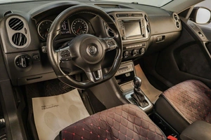 Внедорожник Volkswagen Tiguan 2016 года, 1819000 рублей, Челябинск