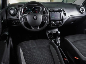 Внедорожник Renault Kaptur 2017 года, 1499000 рублей, Воронеж