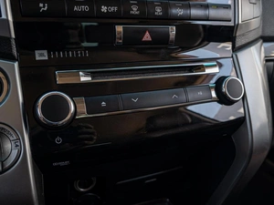 Внедорожник Toyota Land Cruiser 2014 года, 3679000 рублей, Краснодар