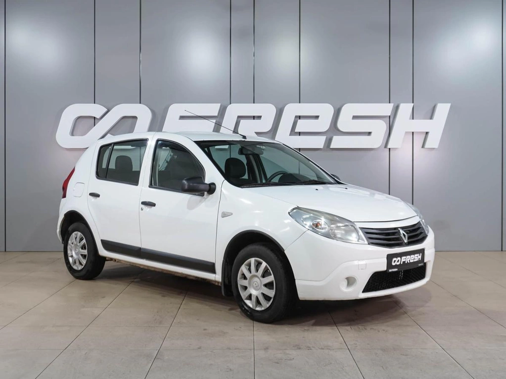 Хетчбэк Renault Sandero 2010 года, 499000 рублей, Воронеж