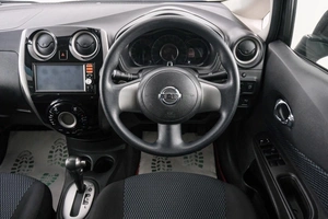 Хетчбэк Nissan Note 2013 года, 899000 рублей, Красноярск