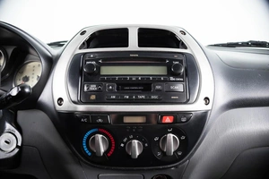 Внедорожник Toyota RAV4 2003 года, 639000 рублей, Пермь