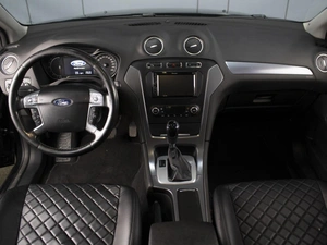 Седан Ford Mondeo 2012 года, 1170000 рублей, Омск
