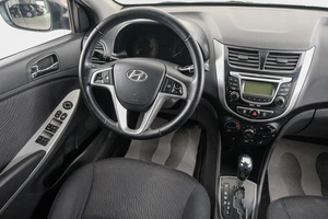 Седан Hyundai Solaris 2011 года, 799000 рублей, Красноярск