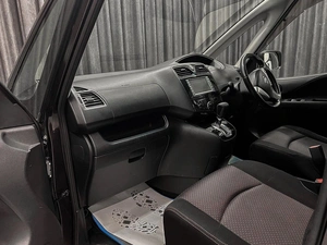 Минивэн Nissan Serena 2011 года, 1150000 рублей, Красноярск