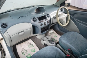 Хетчбэк Toyota Vitz 1999 года, 399000 рублей, Томск
