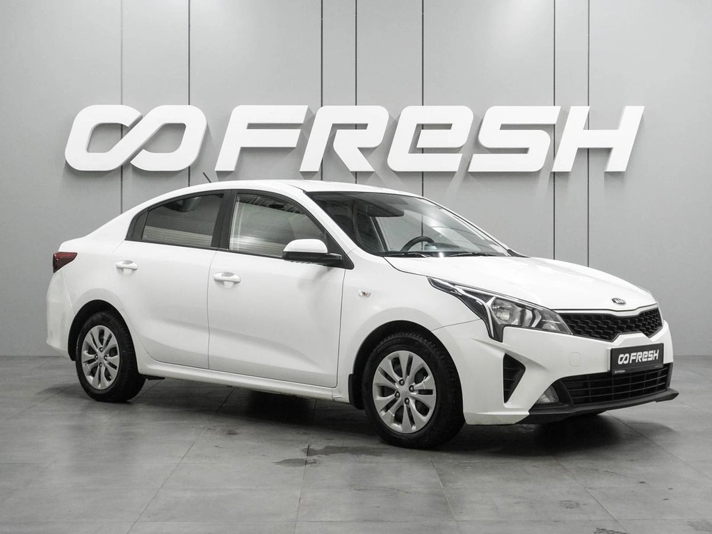 Седан Kia Rio 2021 года, 1529000 рублей, Воронеж