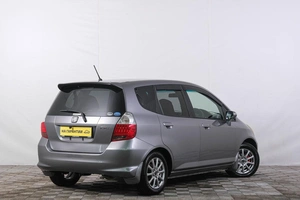 Хетчбэк Honda Fit 2005 года, 559000 рублей, Кемерово