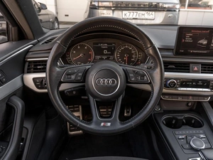 Седан Audi A4 2017 года, 2999000 рублей, Саратов