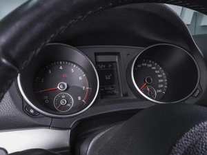 Хетчбэк Volkswagen Golf 2011 года, 1180000 рублей, Ростов-на-Дону