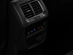 Внедорожник Volkswagen Tiguan 2017 года, 2498444 рублей, Москва