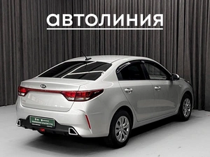 Седан Kia Rio 2020 года, 1150000 рублей, Красноярск