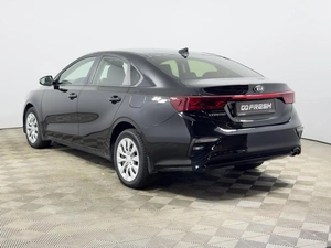 Седан Kia Cerato 2019 года, 1667200 рублей, Казань
