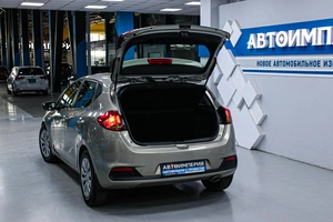 Хетчбэк Kia Ceed 2012 года, 918000 рублей, Солонцы