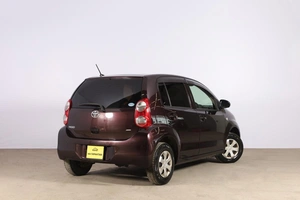 Хетчбэк Toyota Passo 2013 года, 749000 рублей, Новосибирск