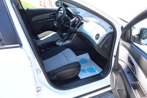 Седан Chevrolet Cruze 2012 года, 850000 рублей, Мирное