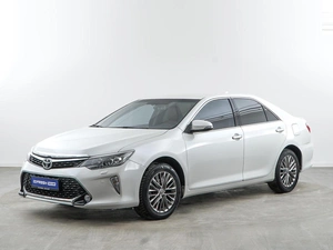 Седан Toyota Camry 2017 года, 1900046 рублей, Москва