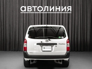 Универсал Toyota Probox 2018 года, 970000 рублей, Красноярск
