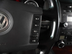 Внедорожник Volkswagen Touareg 2008 года, 1279000 рублей, Воронеж
