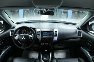 Внедорожник Mitsubishi Outlander 2011 года, 1298000 рублей, Солонцы