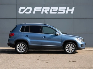 Внедорожник Volkswagen Tiguan 2011 года, 1280000 рублей, Краснодар