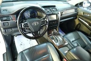 Седан Toyota Camry 2016 года, 1879000 рублей, Омск