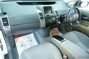 Лифтбек Toyota Prius 2008 года, 889000 рублей, Омск