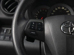 Внедорожник Toyota RAV4 2010 года, 1360000 рублей, Омск