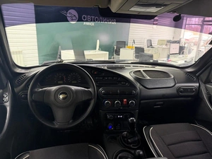 Внедорожник Chevrolet Niva 2011 года, 350000 рублей, Ачинск
