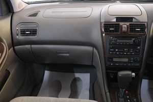 Седан Nissan Cefiro 2002 года, 449000 рублей, Омск