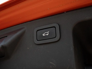 Внедорожник Land Rover Discovery Sport 2017 года, 1950000 рублей, Краснодар