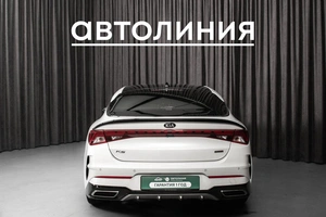 Седан Kia K5 2020 года, 2680000 рублей, Красноярск