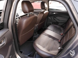 Седан Ford Focus 2012 года, 799000 рублей, Саратов