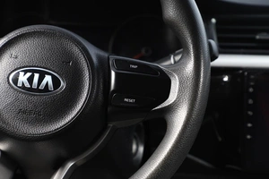 Седан Kia Rio 2020 года, 1199000 рублей, Новосибирск