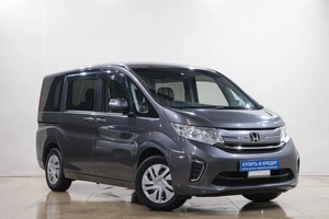 Минивэн Honda Stepwgn 2017 года, 2099000 рублей, Новокузнецк
