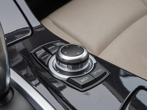 Седан BMW 5 серия 2012 года, 1790000 рублей, Волгоград