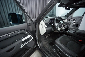Внедорожник Land Rover Defender 2020 года, 5200000 рублей, Красноярск