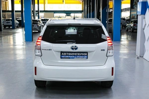Универсал Toyota Prius Alpha 2017 года, 1598000 рублей, Солонцы