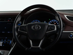 Внедорожник Toyota Harrier 2014 года, 1699000 рублей, Москва