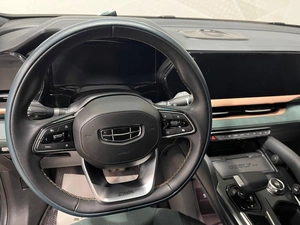 Внедорожник Geely Monjaro 2023 года, 3099000 рублей, Красноярск