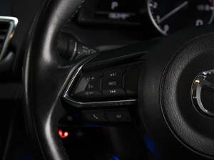 Седан Mazda Axela 2017 года, 1530000 рублей, Омск
