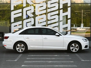 Седан Audi A4 2019 года, 2399000 рублей, Волгоград