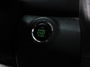 Седан Toyota Camry 2011 года, 1335000 рублей, Красный Пахарь