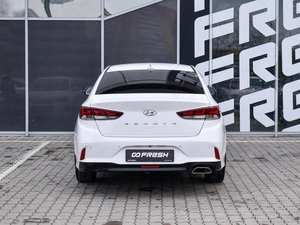 Седан Hyundai Sonata 2019 года, 1799000 рублей, Краснодар