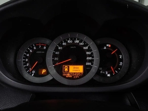 Внедорожник Toyota RAV4 2011 года, 1355000 рублей, Воронеж